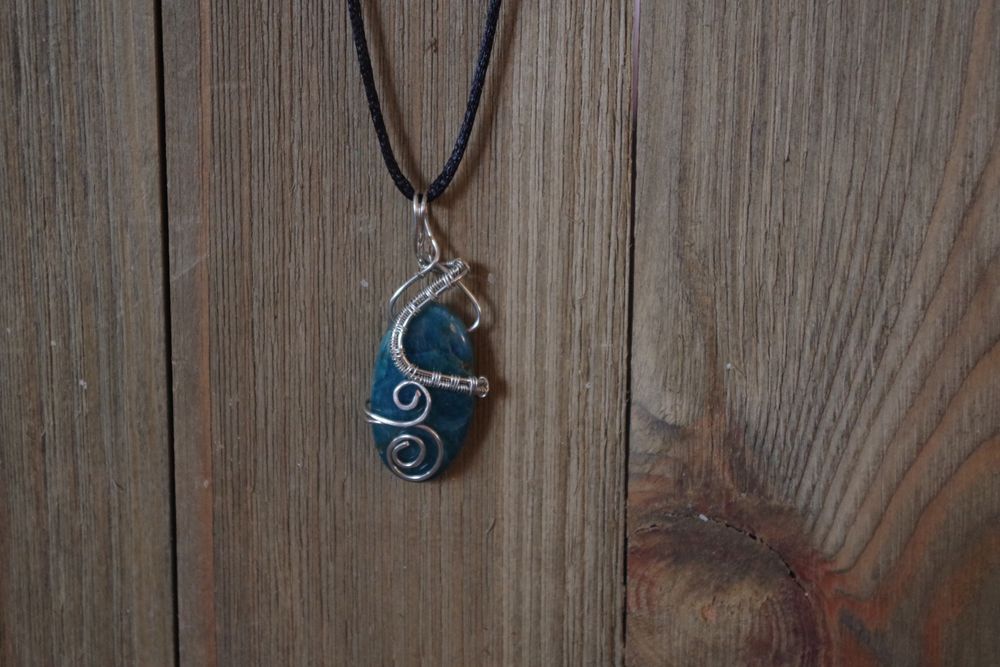 Apatite Silver Toned Pendant